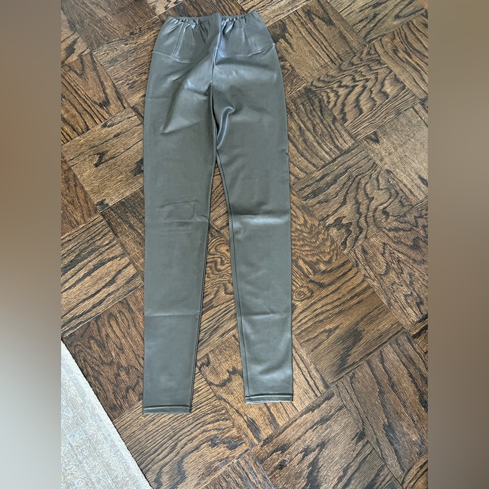 aritzia faux leather legging